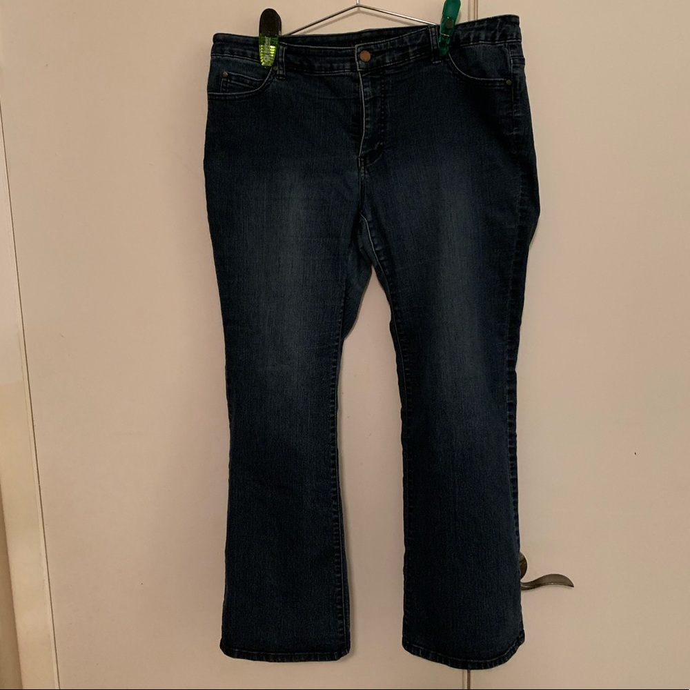 Stylish, boot cut jeans